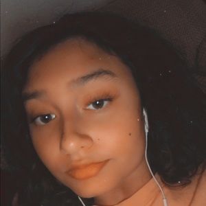 Meet your Posher, Celest